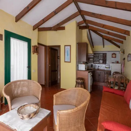 Casa Con Vistas Y Bbq En Un Entorno Acogedor Isora